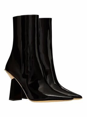 Valentino Garavani Hyper One Stud Ankle Boots in Black Patent Leather size 37